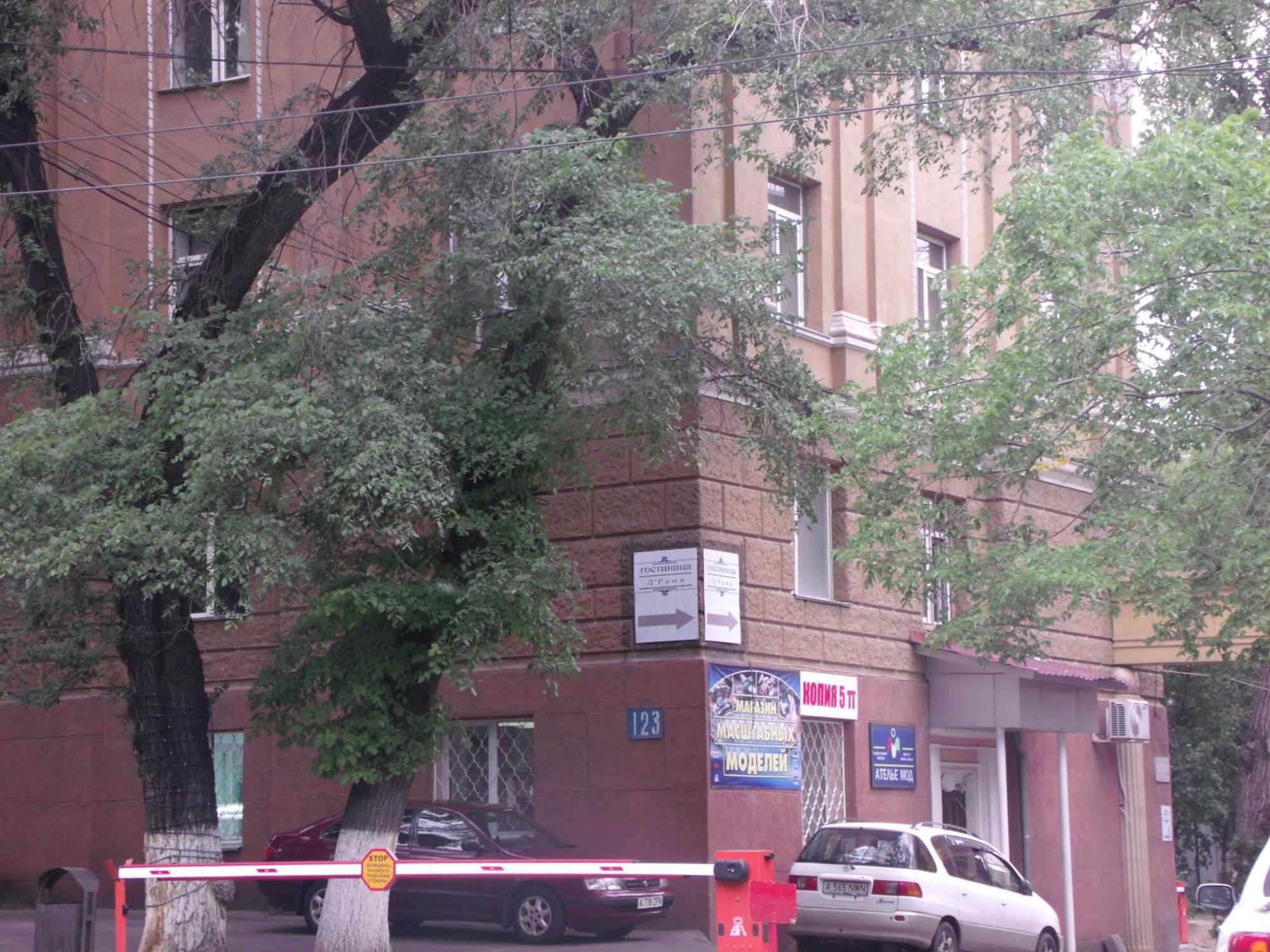 D'Rami Hotel Almaty Eksteriør billede